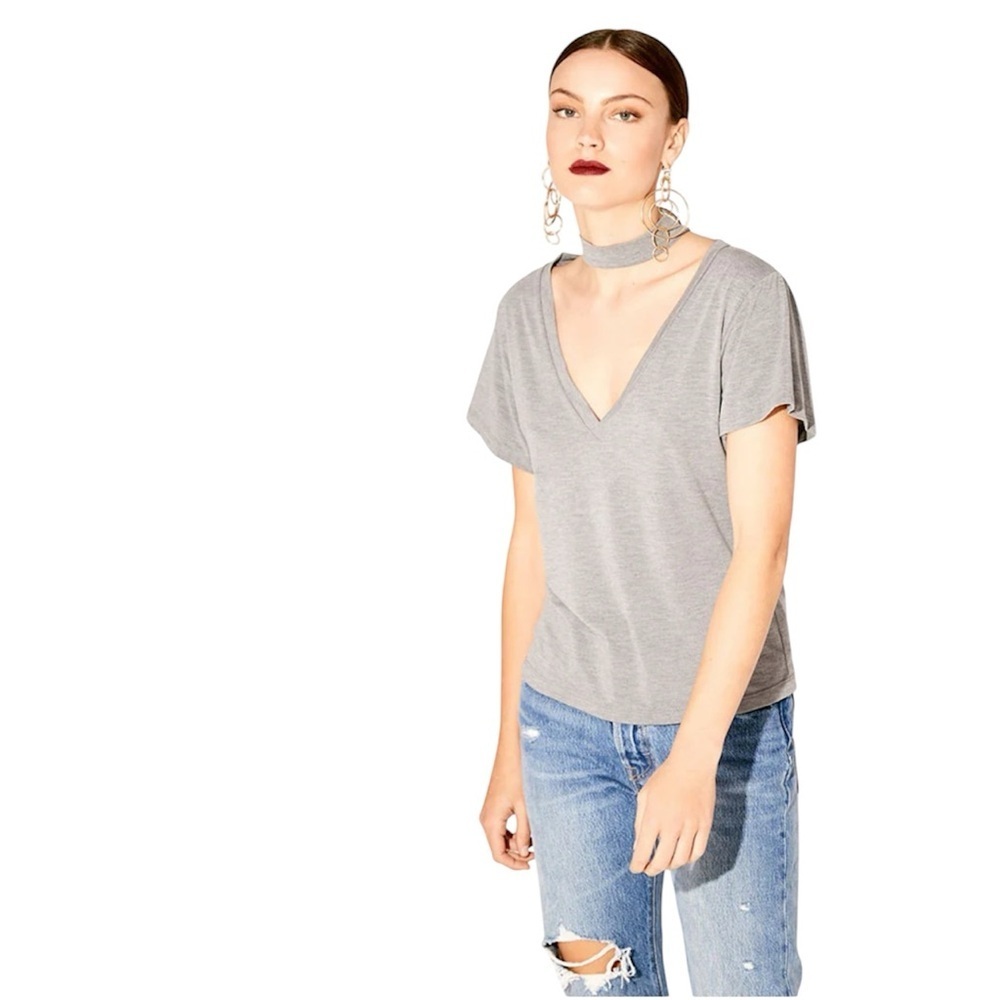 LNA Choker V-neck Tee Shirt‎